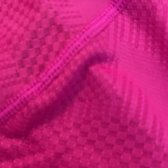 - NIKE DRY FIT CROSS FIT TOP NWOT Medium Pink - Picture 8 of 8